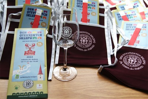 Den otevřených sklepů v Rakvicích 2022 (foto: www.vinari-rakvice.cz)