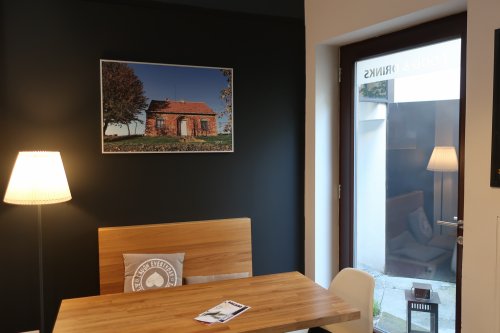 BACARO WINE|CAFÉ BAR: Příjemný interiér