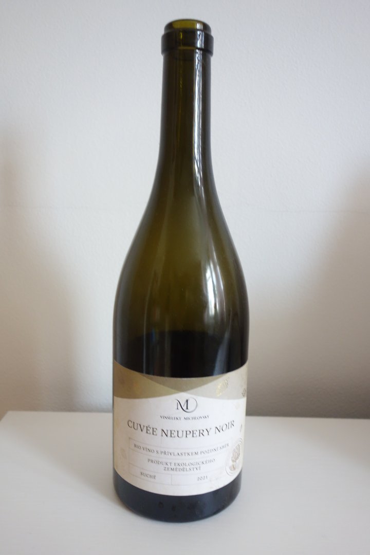 Lahev vína Cuvée Neupery noir 2021, pozdní sběr (suché)