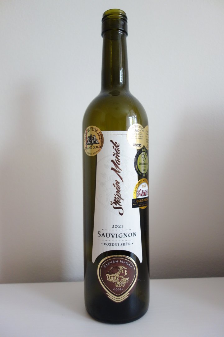 Lahev vína Sauvignon 2021, pozdní sběr (suché)