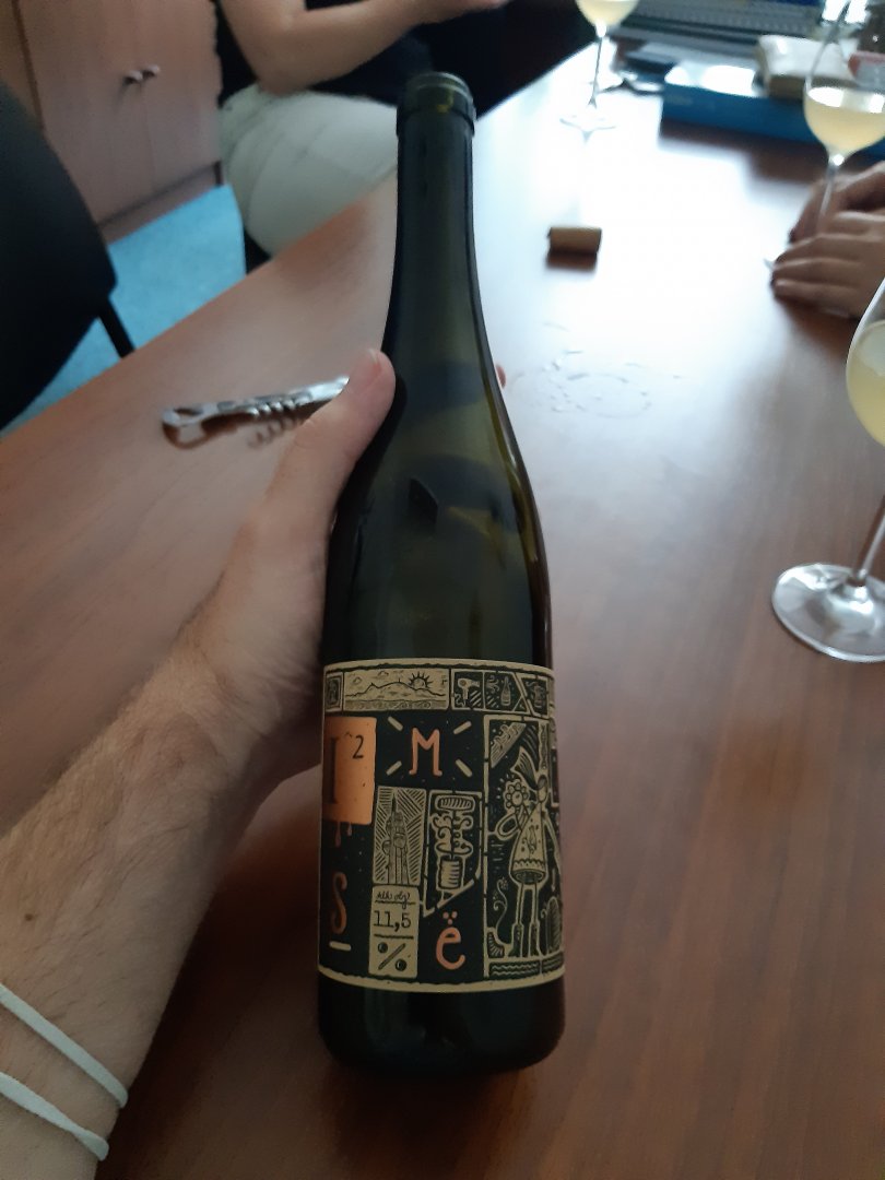 Lahev vína DIY 2020, zemské víno (suché)