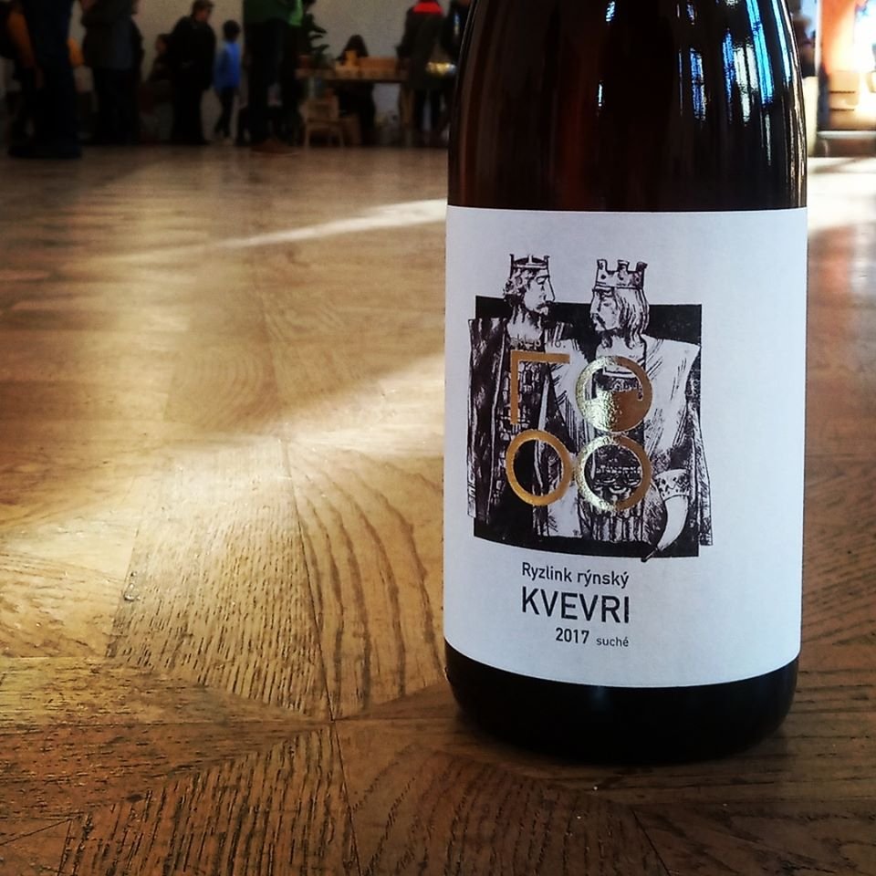 Lahev vína Ryzlink rýnský I KVEVRI I nesířené 2017, zemské víno (suché)