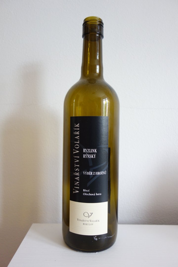 Lahev vína Ryzlink rýnský 2019, výběr z hroznů (suché)