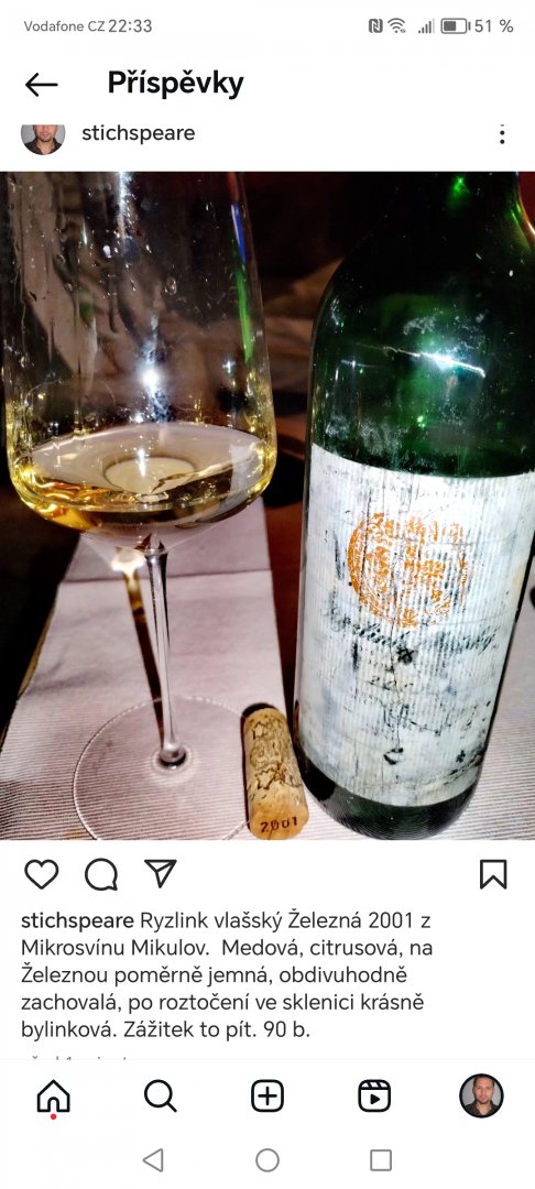 Lahev vína Ryzlink vlašský (Železná) 2001, pozdní sběr (suché)