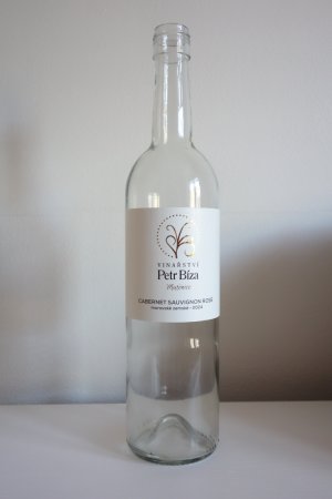 Lahev vína Cabernet Sauvignon rosé 2024, moravské zemské víno (suché)