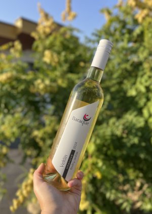 Lahev vína Veltlín INTENSIVE 2024, pozdní sběr (suché)