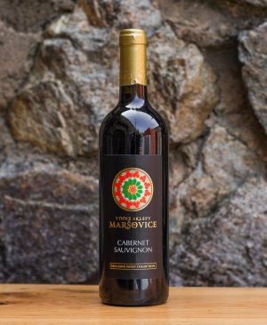 Lahev vína Cabernet Sauvignon 2023, zemské víno (polosladké)