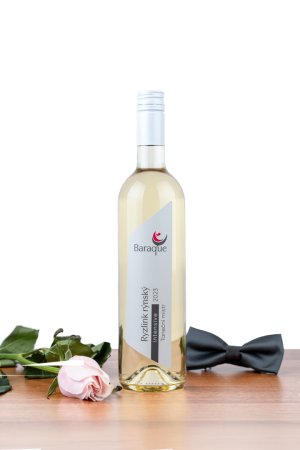 Lahev vína Ryzlink  rýnský 2023, moravské zemské víno (suché)