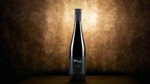 Lahev vína Pinot Blanc 2023, zemské víno (polosuché)