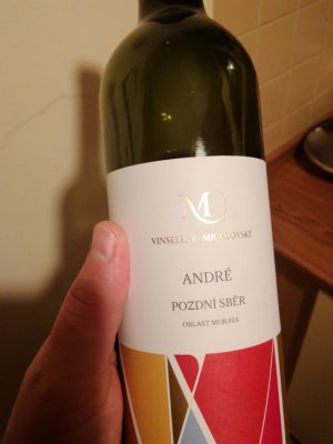 Lahev vína André 2020, pozdní sběr (suché)