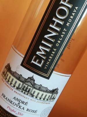 Lahev vína André & Frankovka Rosé 2019, pozdní sběr (polosuché)