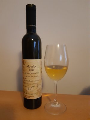 Lahev vína Aurelius 2008, výběr z cibéb (sladké)