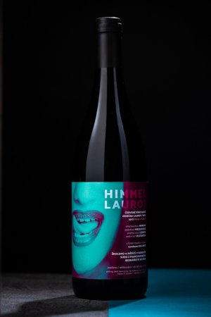 Lahev vína Laurot | nefiltrované | nesířené | Cadus 2017, zemské víno (suché)