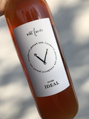 Lahev vína Ideal 2016, zemské víno (suché)