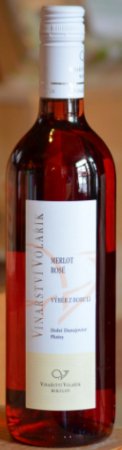 Lahev vína Merlot rosé 2017, výběr z bobulí (sladké)