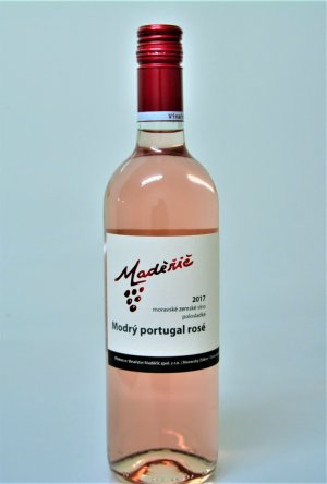 Lahev vína Modrý Portugal rosé 2017, zemské víno (polosladké)