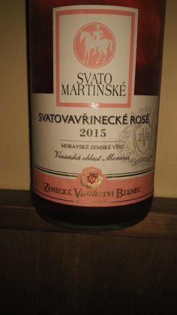 Lahev vína Svatovavřinecké rosé (Svatomartinské) 2015, zemské víno (suché)