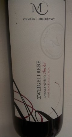Lahev vína Zweigeltrebe 2010, kabinetní víno (suché)